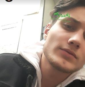 Meet your Posher, Zachary